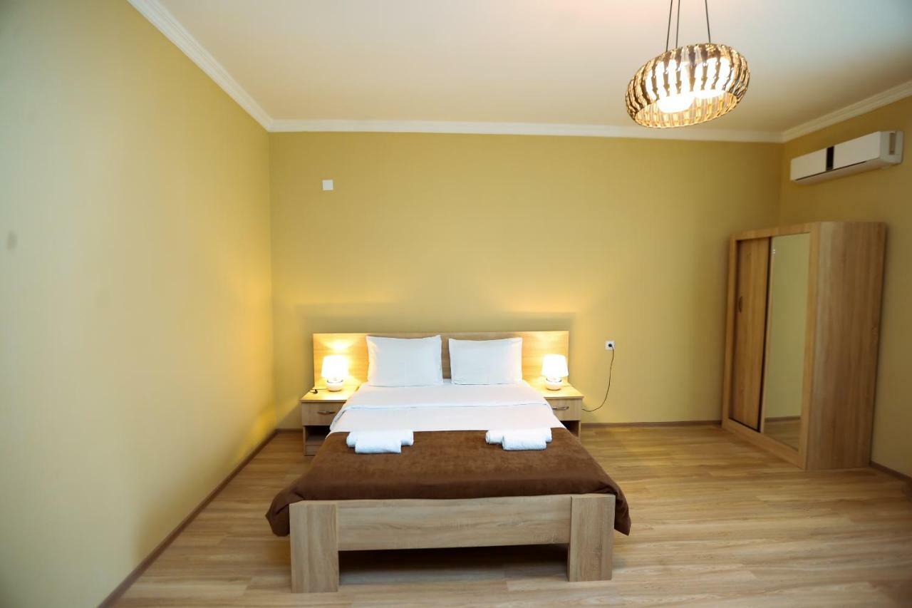Royal Palace Hotel,